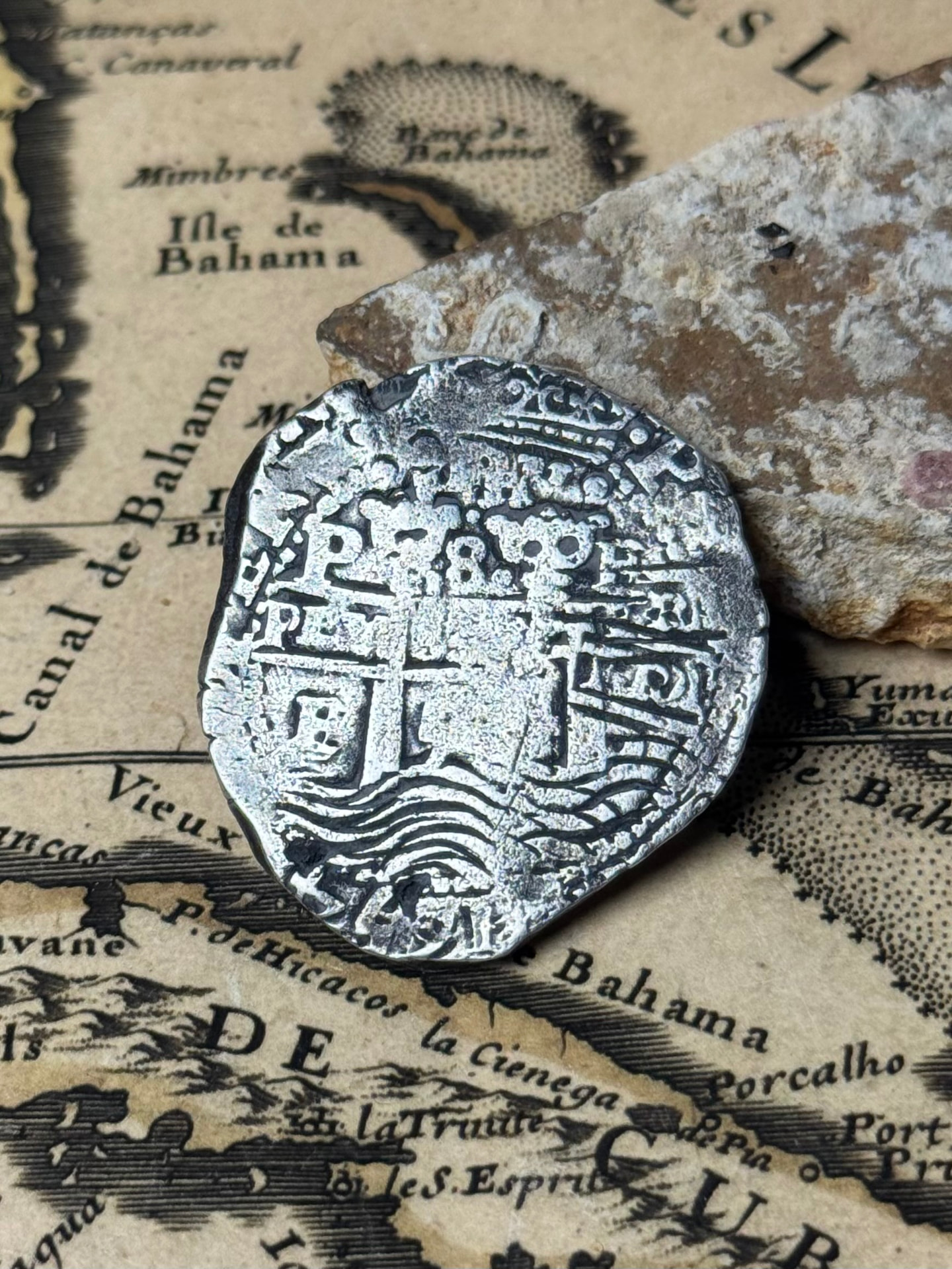 1654 Potosí 8 reales silver cob pillars and waves side